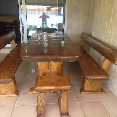 Bellevue 아파트 *